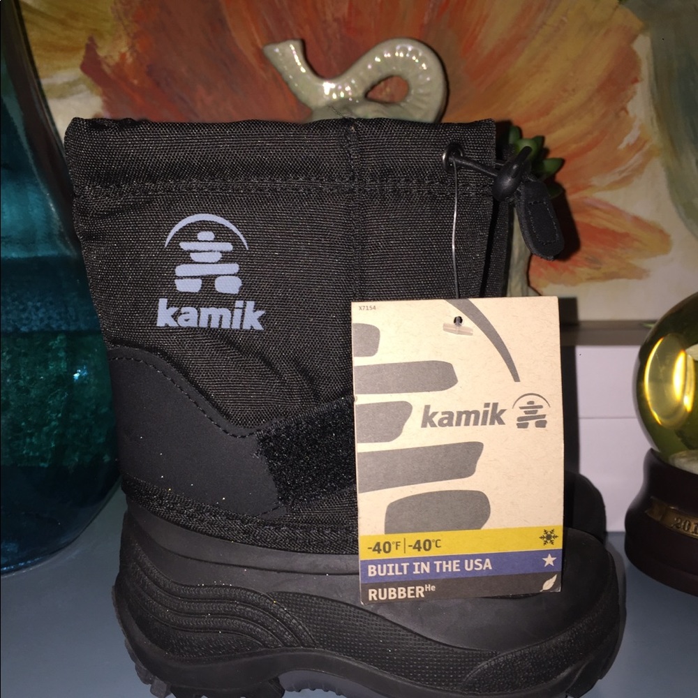 New Kamik Black Winter Boots.